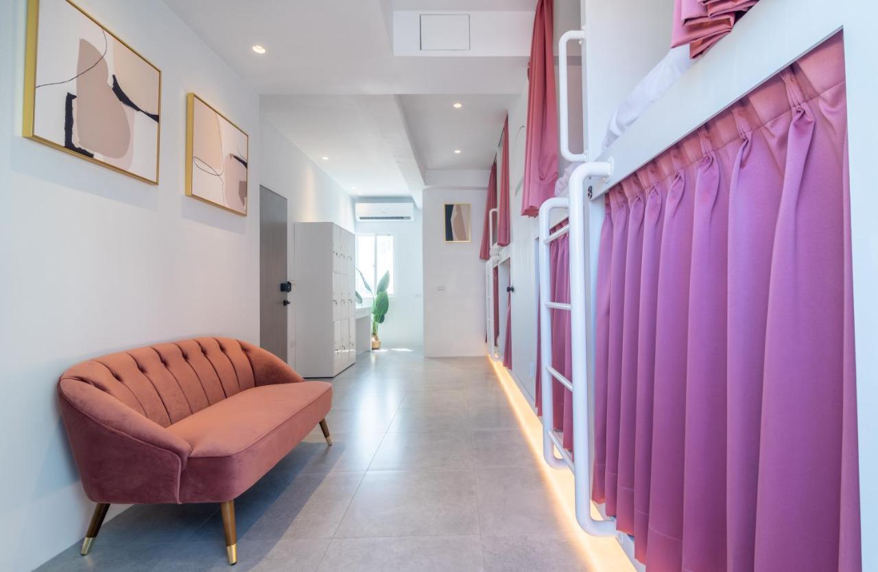W3 Hostel Лодун Экстерьер фото