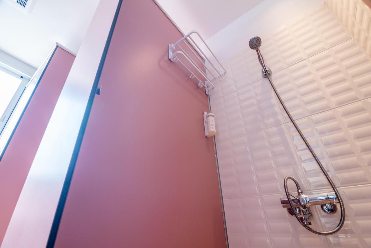 W3 Hostel Лодун Экстерьер фото