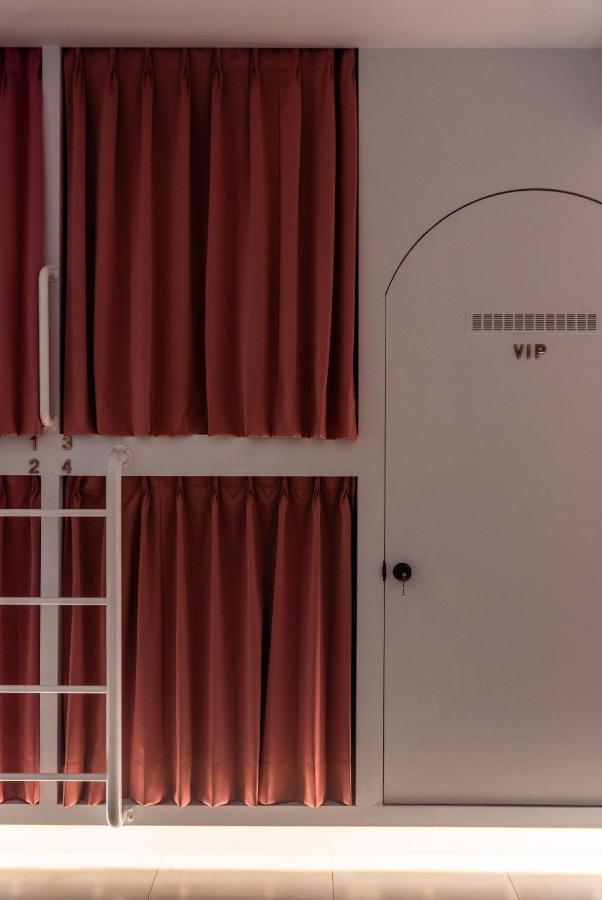 W3 Hostel Лодун Экстерьер фото