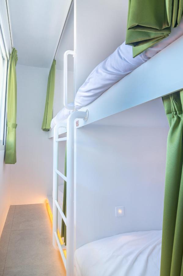 W3 Hostel Лодун Экстерьер фото