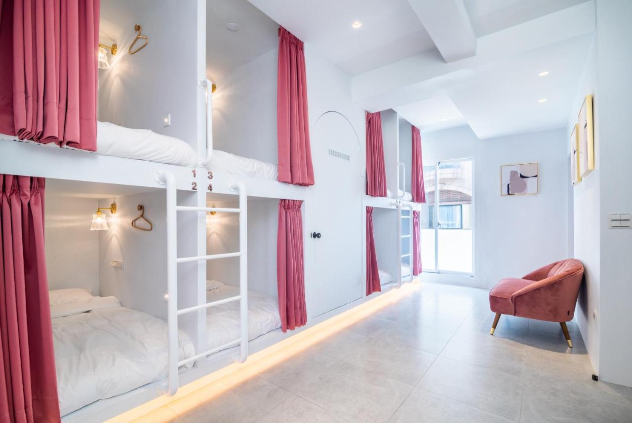 W3 Hostel Лодун Экстерьер фото