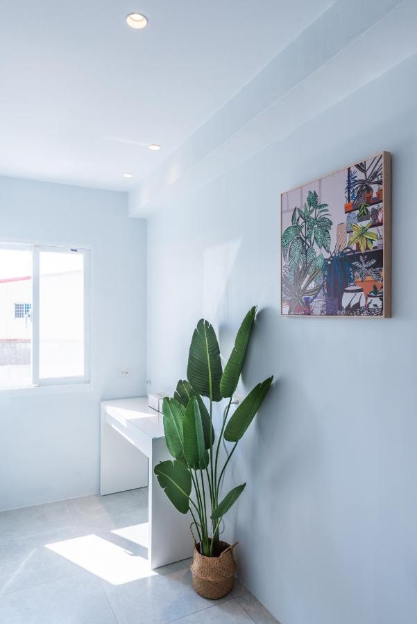 W3 Hostel Лодун Экстерьер фото