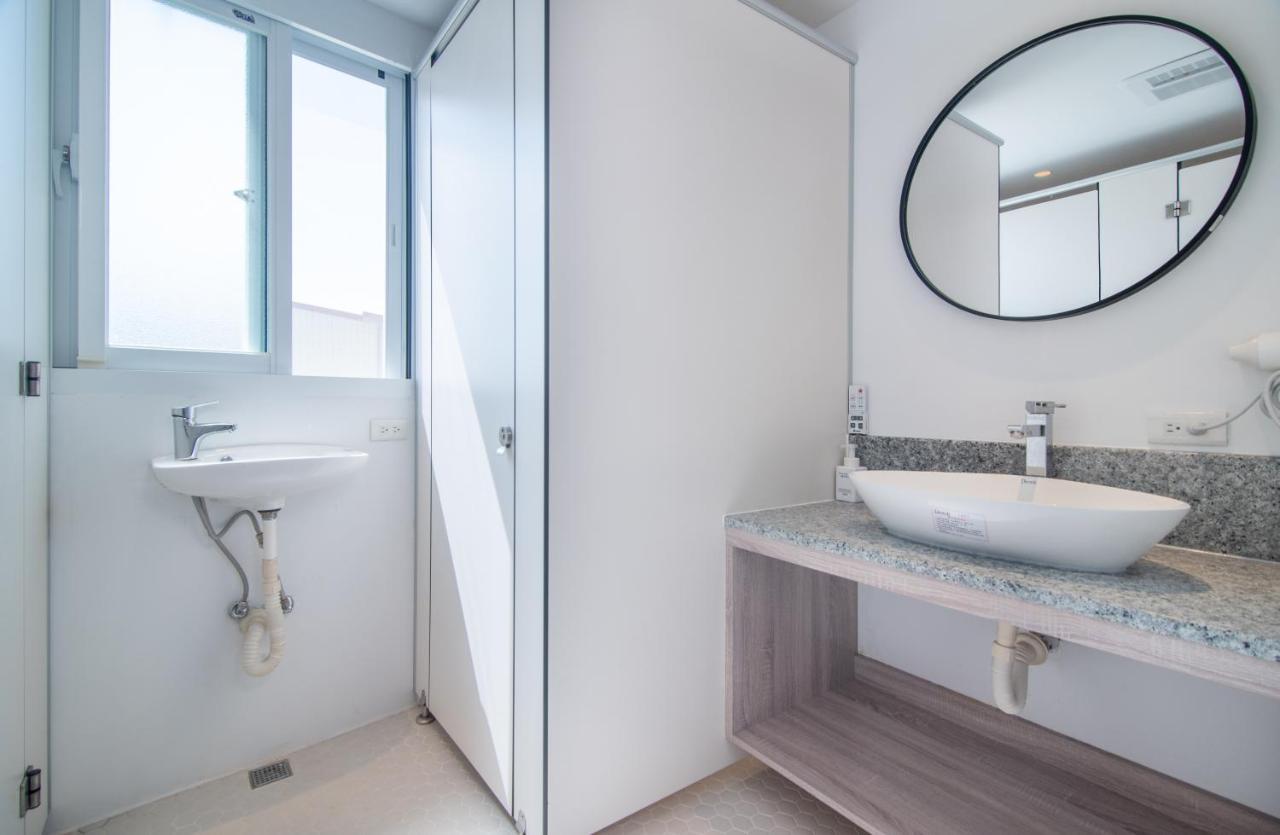 W3 Hostel Лодун Экстерьер фото